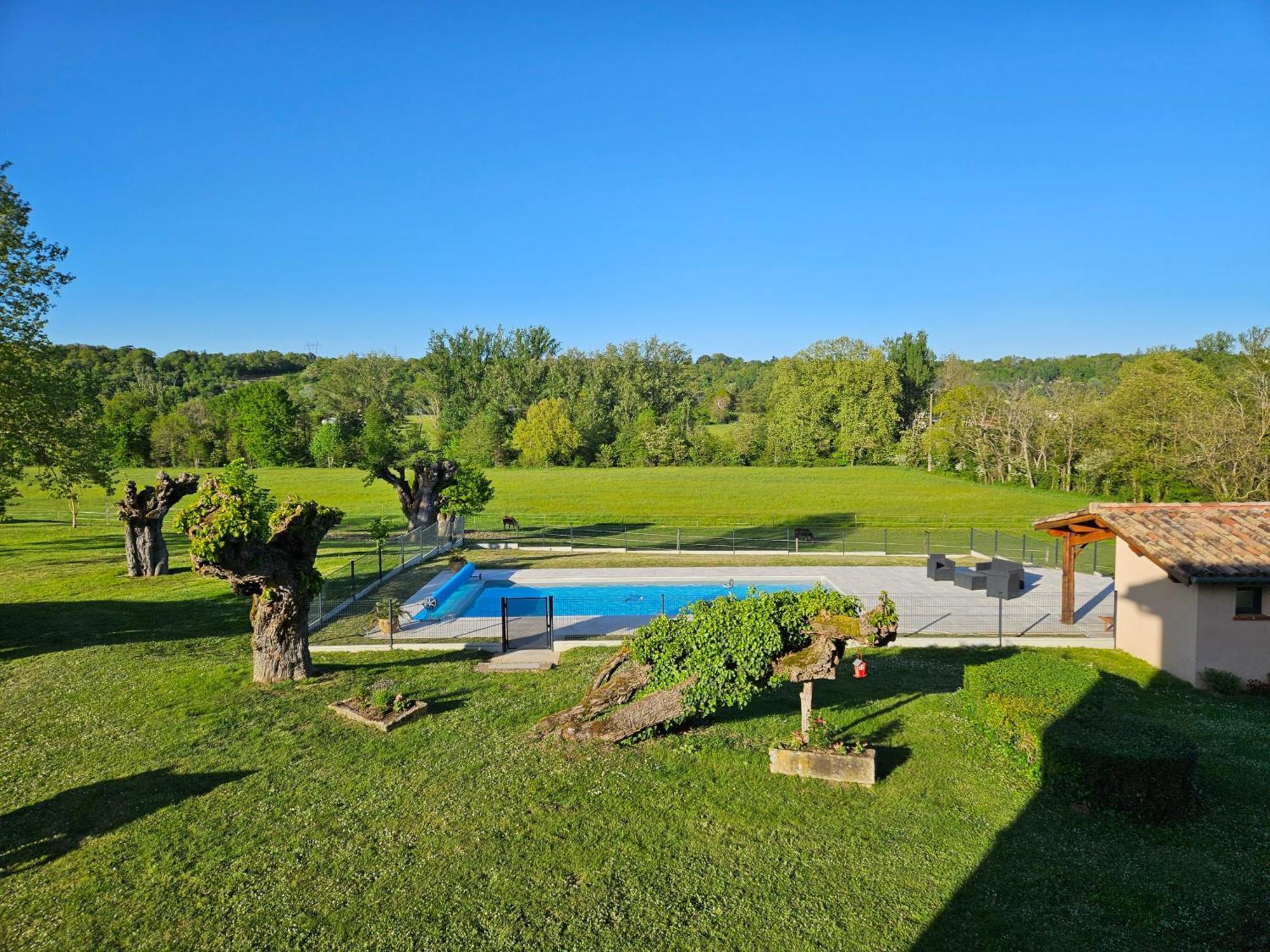 Domaine De Belcayre Bed & Breakfast Montauban Eksteriør bilde